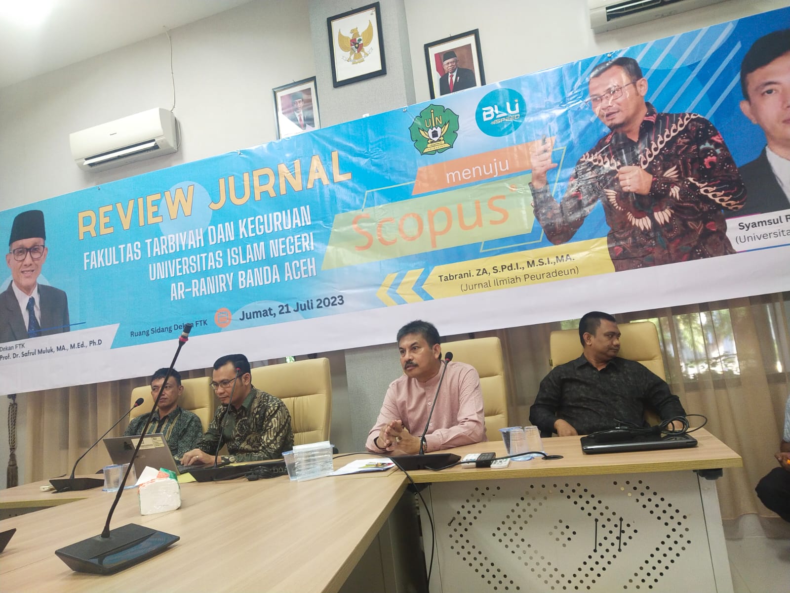 Tingkatkan Tata Kelola Jurnal CIRCUIT, Prodi PTE UIN Ar-Raniry Gelar Review Jurnal Bersama Pengelola Jurnal Peuradeun